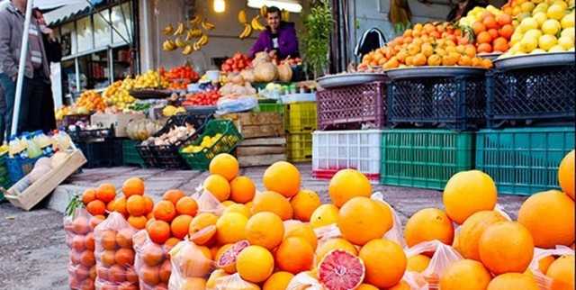 قیمت لحظه‌ای میوه در میادین | قیمت امروز میوه‌های آبدار؛ هر کیلو هندوانه ۲۵ تا ۳۵ هزار تومان، طالبی ۲۵ تا ۵۰ هزار تومان / هر کیلو هلو ۱۵۰ تا ۲۲۰ هزار تومان، انگور عسگری ۹۰ تا ۱۳۰ هزار تومان + جدول قیمت‌ها