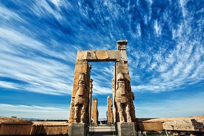 تخت جمشید (پارسه)؛ تاریخچه، معماری و راهنمای بازدید از عظیم‌ترین یادگار هخامنشیان + آدرس، ساعات کاری و قیمت بلیط
