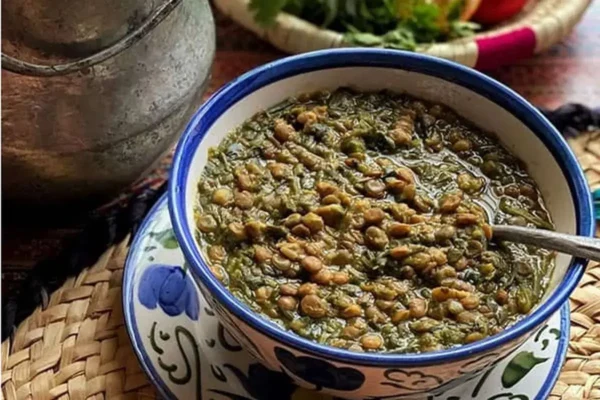 چه ساعتی شام بخوریم تا سالم بمانیم؟ توصیه متخصصان درباره زمان مناسب شام