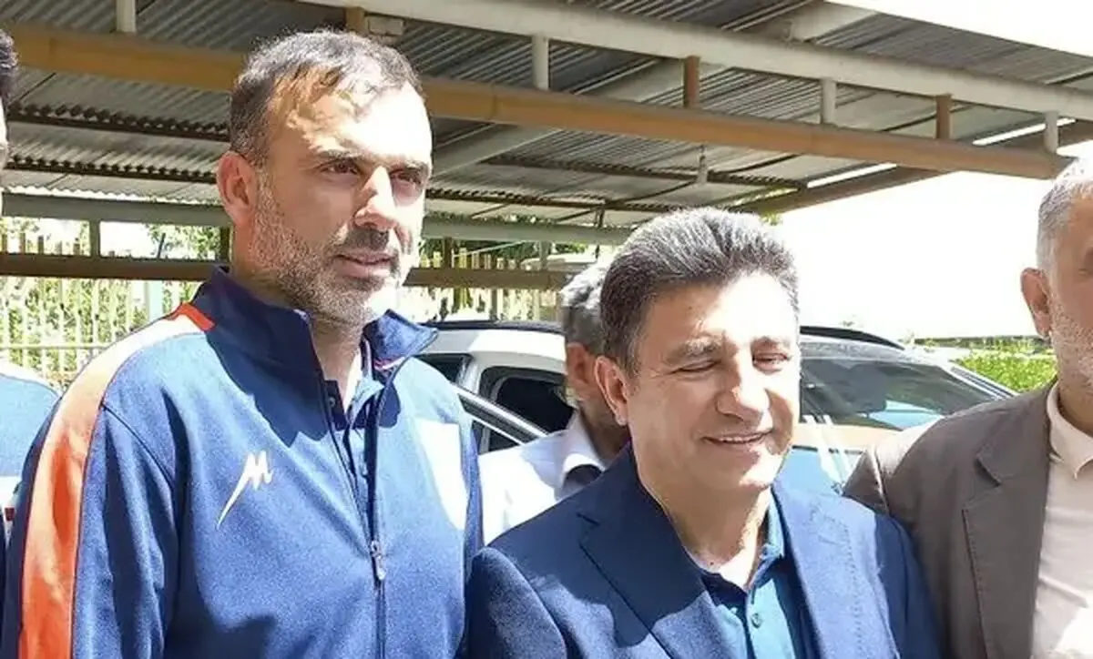 خبر مهم از تیم ملی و قلعه‌نویی | دو باخت پیاپی، خشم یکدست هواداران؛ از طعنه فرودگاه تا یادآوری پاداش / واکنش تند به تیم ملی پس از شکست ازبکستان و روسیه؛ ورود تماشاگر به زمین جنجال آفرید
