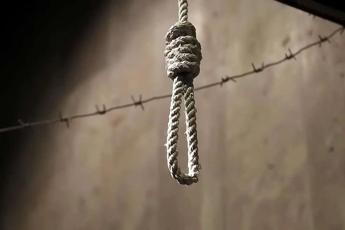 شایعه تا واقعیت حکم اعدام نجمه امینی در مشهد / ادعای صدور حکم از داخل زندان وکیل‌آباد چه بود؟ / روایت متفاوت درباره سرنوشت پرونده این دانشجوی ۲۳ ساله