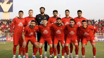 اخبار فوری لیگ برتر | ترکیب ۱۱ نفره تراکتور با غایبان سرشناس مقابل گلگهر اعلام شد / غیبت مهدی ترابی و مهدی هاشم نژاد در ترکیب تراکتور ؛ صادق محرمی و محمد نادری به ترکیب بازگشتند