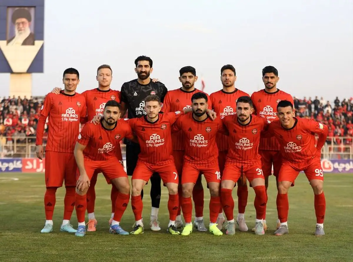 اخبار فوری لیگ برتر | ترکیب ۱۱ نفره تراکتور با غایبان سرشناس مقابل گلگهر اعلام شد / غیبت مهدی ترابی و مهدی هاشم نژاد در ترکیب تراکتور ؛ صادق محرمی و محمد نادری به ترکیب بازگشتند