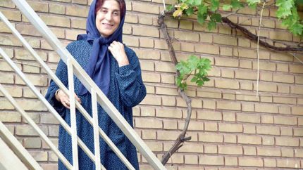 فاطمه معتمدآریا پس از سال‌ها زندگی در خارج به ایران بازگشت و پرونده‌های قضایی‌اش همچنان باز است