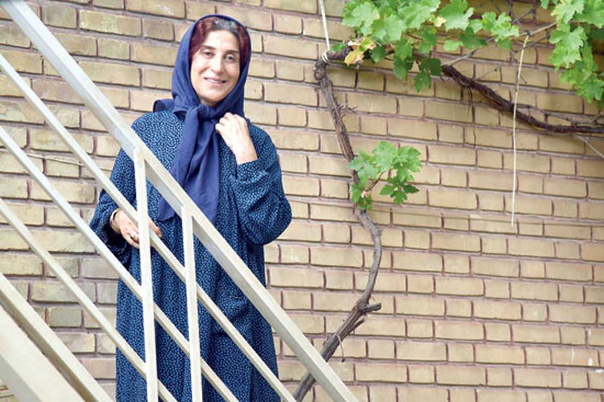 فاطمه معتمدآریا پس از سال‌ها زندگی در خارج به ایران بازگشت و پرونده‌های قضایی‌اش همچنان باز است